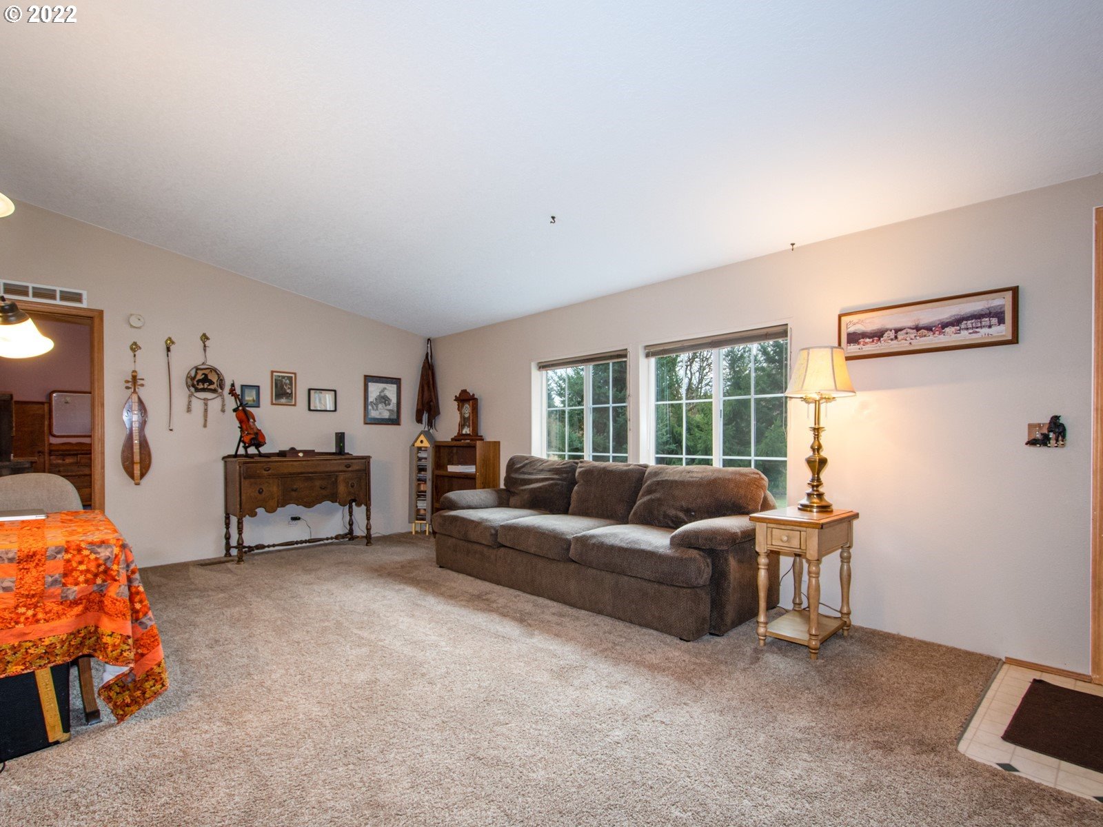 9115 Northeast Sorenson Road La Center, WA 98629 - Photo 7 of 32 Living Room