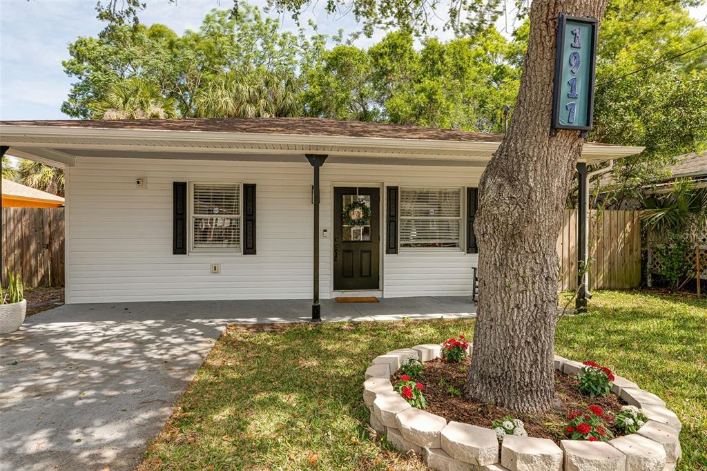 1917 West Cherry Street Tampa, FL 33607 - Photo 1 of 1
