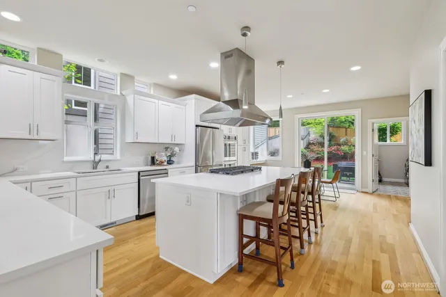 $1,829,888 | 721 Lingering Pine Drive Northwest, Issaquah, WA 98027