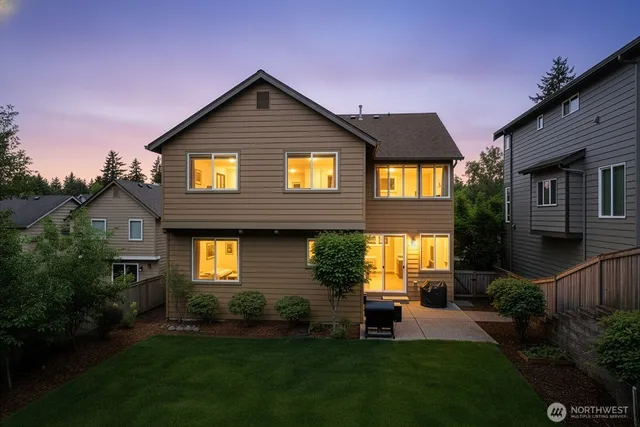 $1,829,888 | 721 Lingering Pine Drive Northwest, Issaquah, WA 98027
