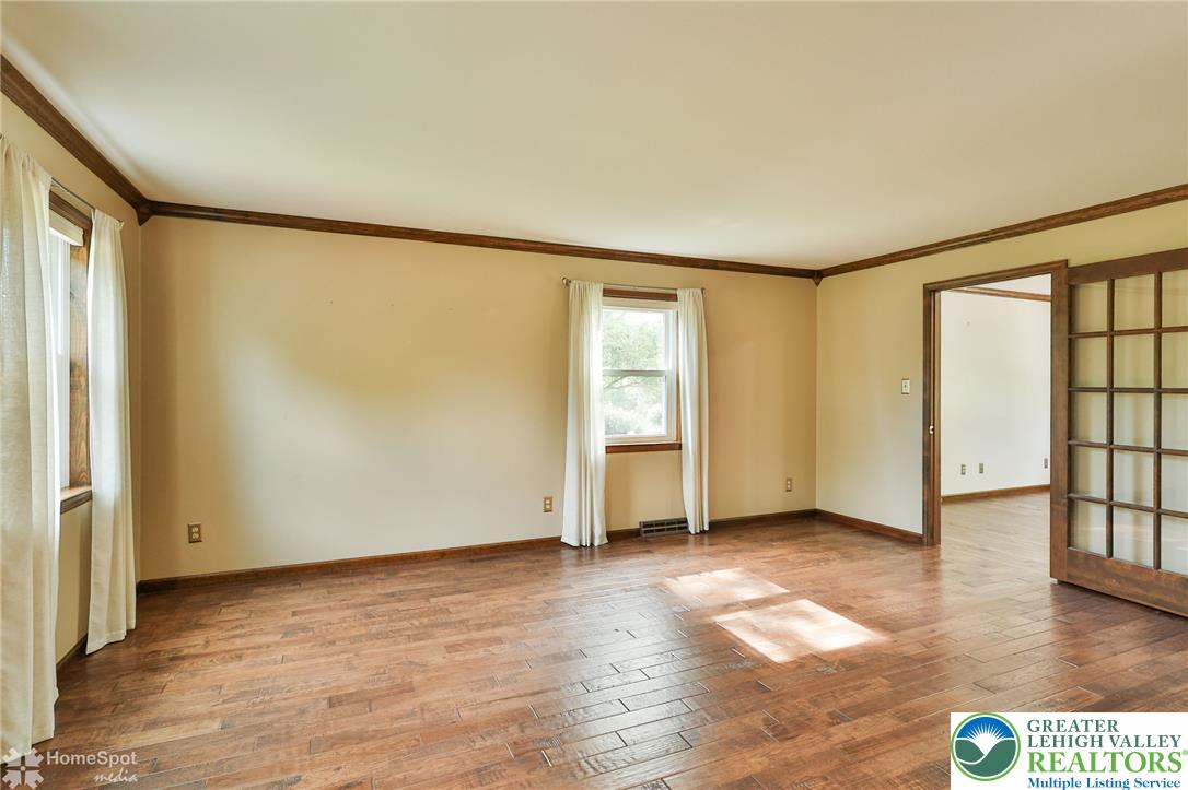 4074 Old Sentry Road Allentown, PA 18104 - Photo 6 of 76