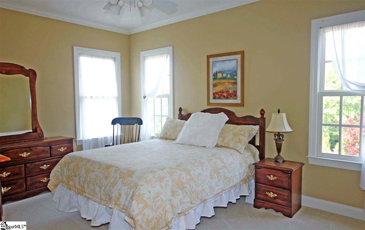 8 Mitchell Spring Court Simpsonville, SC 29681 - Photo 19 of 27 Gallery Image 19