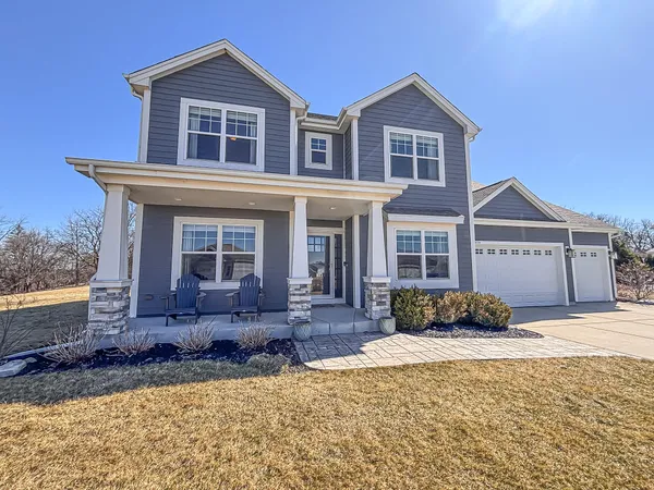 $899,900 | W275-n358 Arrowhead Trail, Waukesha, WI 53188