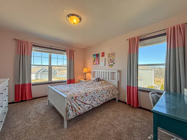 $899,900 | W275-n358 Arrowhead Trail, Waukesha, WI 53188