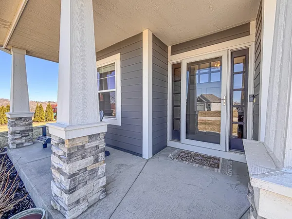 $899,900 | W275-n358 Arrowhead Trail, Waukesha, WI 53188