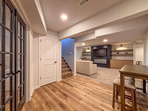 $899,900 | W275-n358 Arrowhead Trail, Waukesha, WI 53188