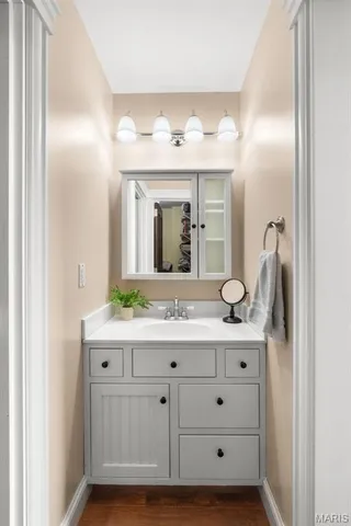 $860,000 | 330 Stonehenge Drive, Washington, MO 63090