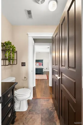 $860,000 | 330 Stonehenge Drive, Washington, MO 63090