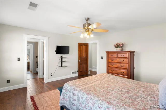 $860,000 | 330 Stonehenge Drive, Washington, MO 63090