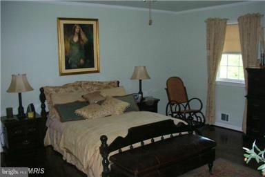 6907 Coolridge Road Temple Hills, MD 20748 - Photo 11 of 17 Bedroom (Master)