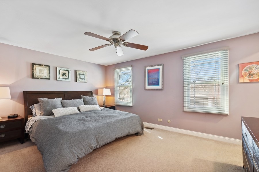 1023 Greenridge Road Buffalo Grove, IL 60089 - Photo 8 of 21 Gallery Image 8