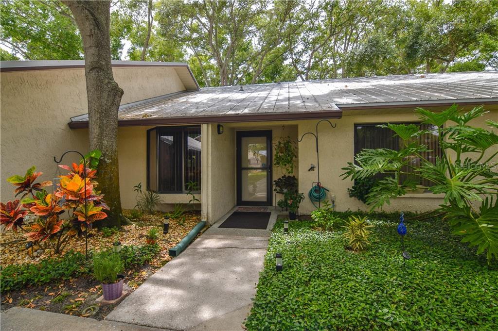 829 3rd Avenue Southwest, Unit 2 Largo, FL 33770 - Photo 1 of 1 Front exterior