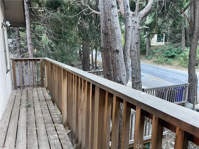 $2,500 | 23878 Lakeview Drive, Crestline, CA 92325