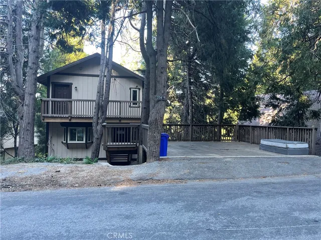 $2,500 | 23878 Lakeview Drive, Crestline, CA 92325