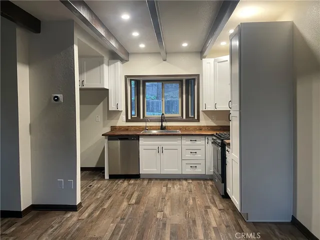 $2,500 | 23878 Lakeview Drive, Crestline, CA 92325