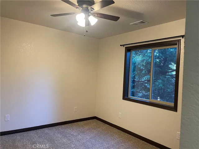 $2,500 | 23878 Lakeview Drive, Crestline, CA 92325