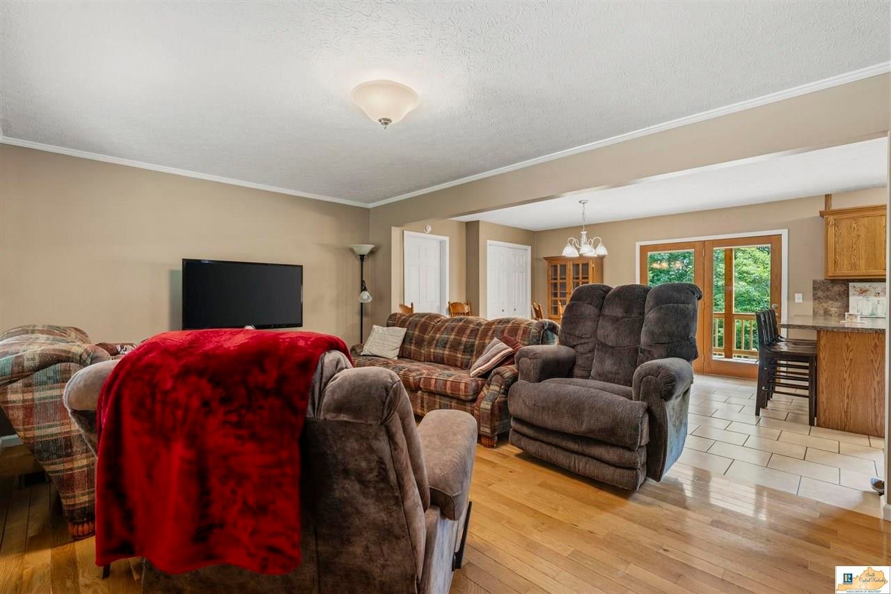 232 Patton Terrace Road Glasgow, KY 42141 - Photo 6 of 29 Gallery Image 6