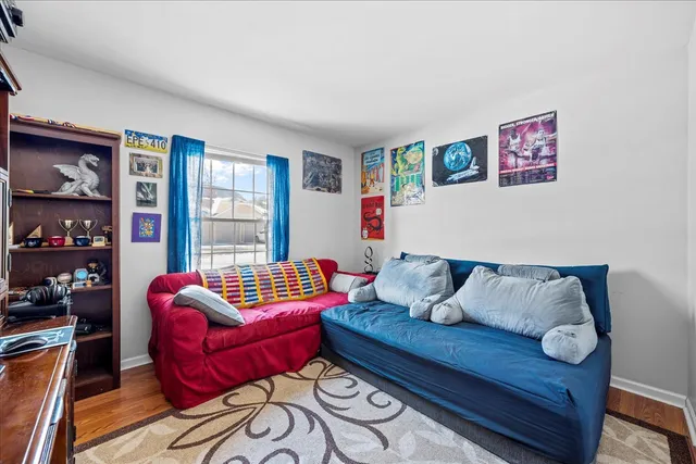 $262,500 | 1052 Southbury Lane, Unit B1, Wheeling, IL 60090