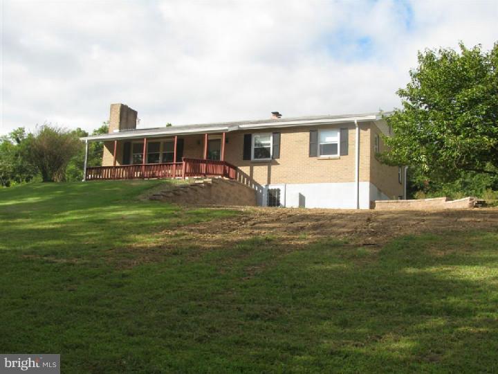 32 Ridge View Lane Robesonia, PA 19551 - Photo 1 of 25 Gallery Image 1