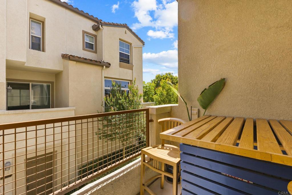 403 Almond Road San Marcos, CA 92078 - Photo 17 of 31