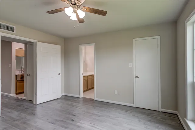 $1,100 | 3300 Pebblebrook Drive, Unit 15, Seabrook, TX 77586