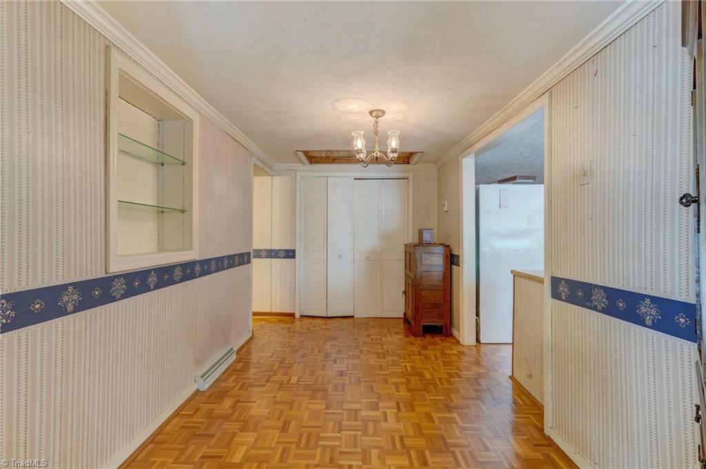 911 Wolf Island Road Reidsville, NC 27320 - Photo 14 of 23 dining or flex space