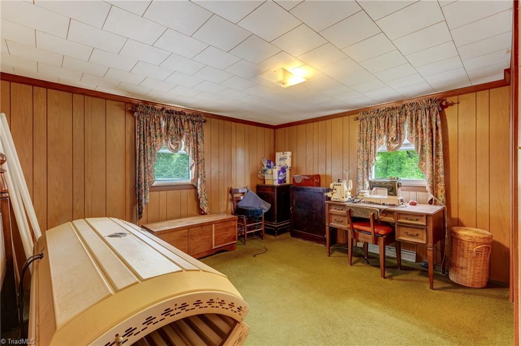 911 Wolf Island Road Reidsville, NC 27320 - Photo 15 of 23 2nd bedroom