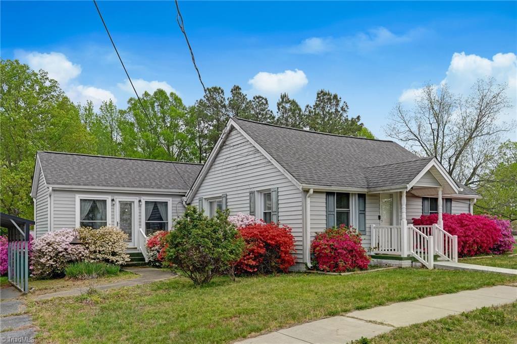 911 Wolf Island Road Reidsville, NC 27320 - Photo 5 of 23