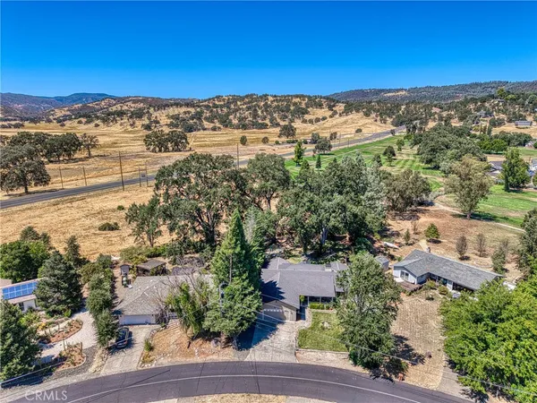 $455,000 | 18164 Fishhook Court, Hidden Valley Lake, CA 95467