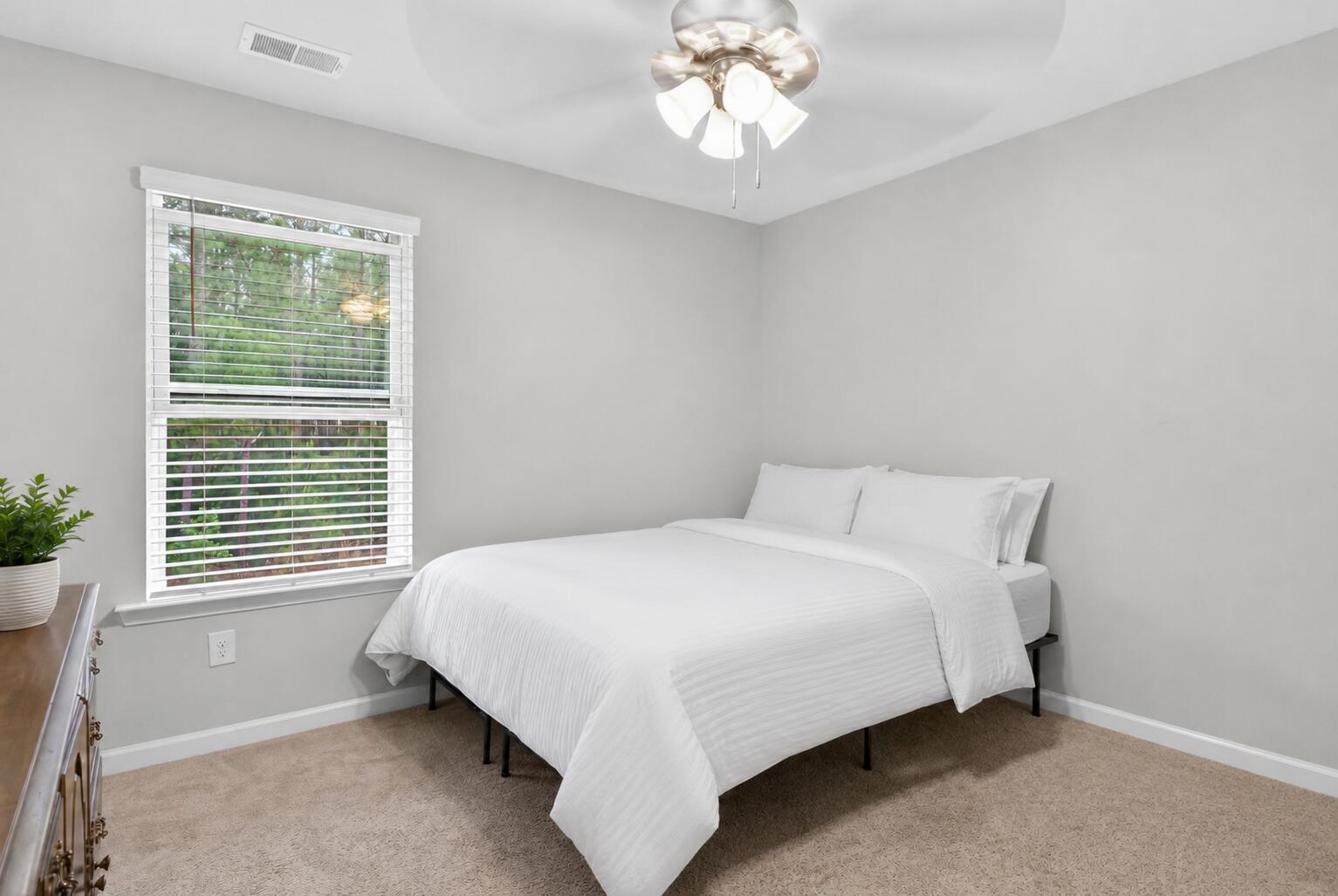 358 Azore Way Summerville, SC 29486 - Photo 19 of 34 IMG_3380