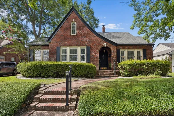$650,000 | 427 East 52nd Street, Savannah, GA 31405