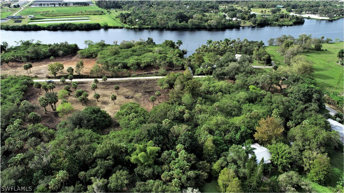 17730 Caloosa Road Alva, FL 33920 - Photo 3 of 9 Gallery Image 3
