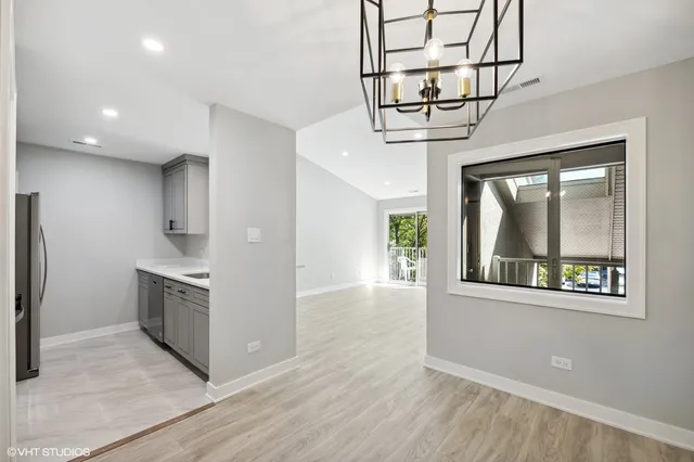 $1,900 | 47 Orchard Terrace, Unit 8, Lombard, IL 60148