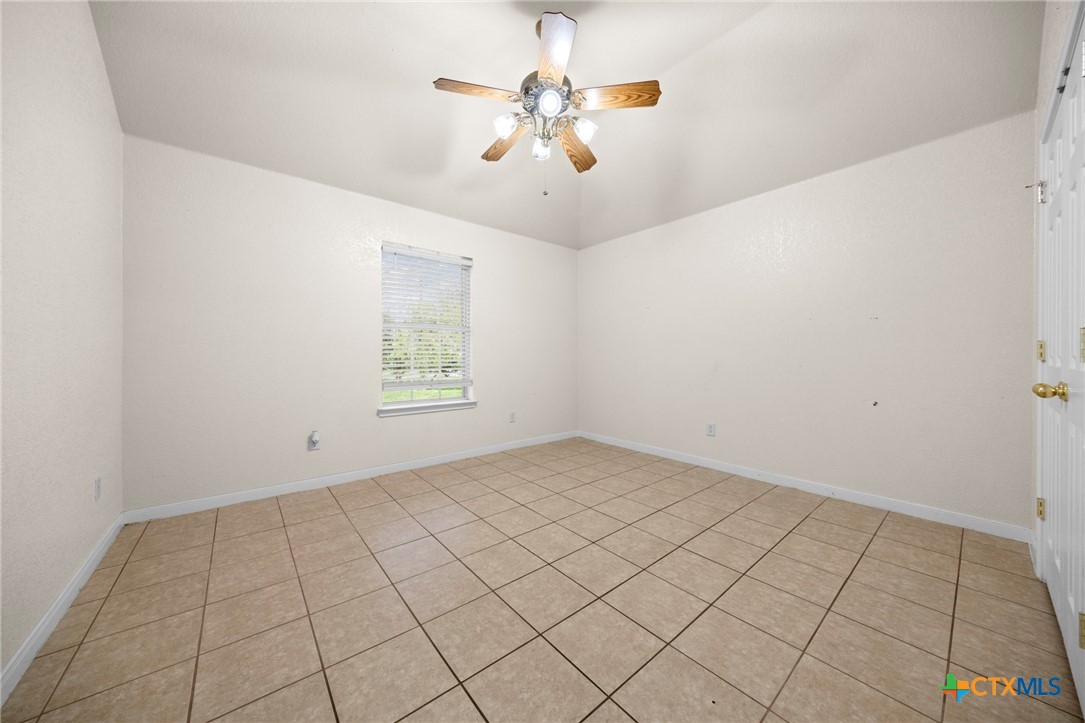 1203 Hummingbird Road Killeen, TX 76542 - Photo 18 of 48