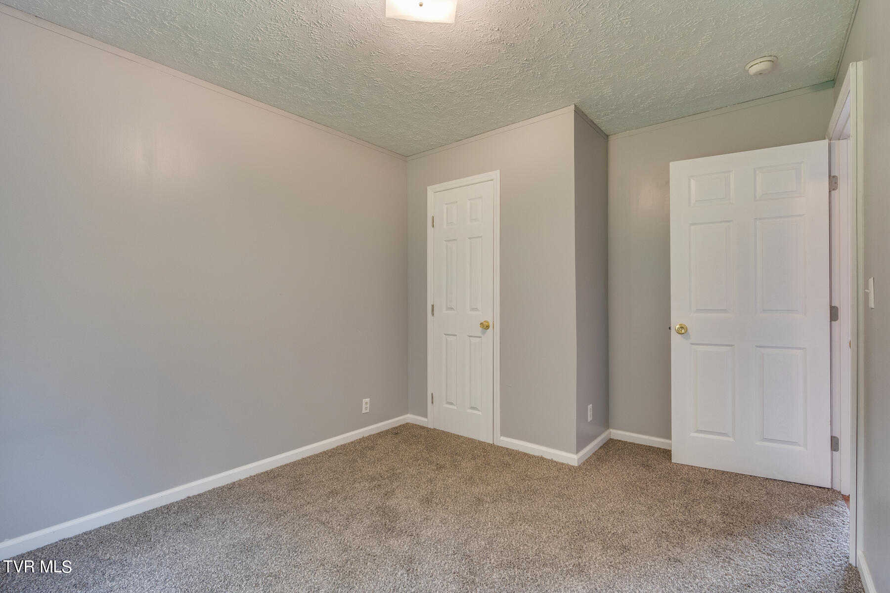14227 Hunters Valley W Road Duffield, VA 24244 - Photo 19 of 40 019