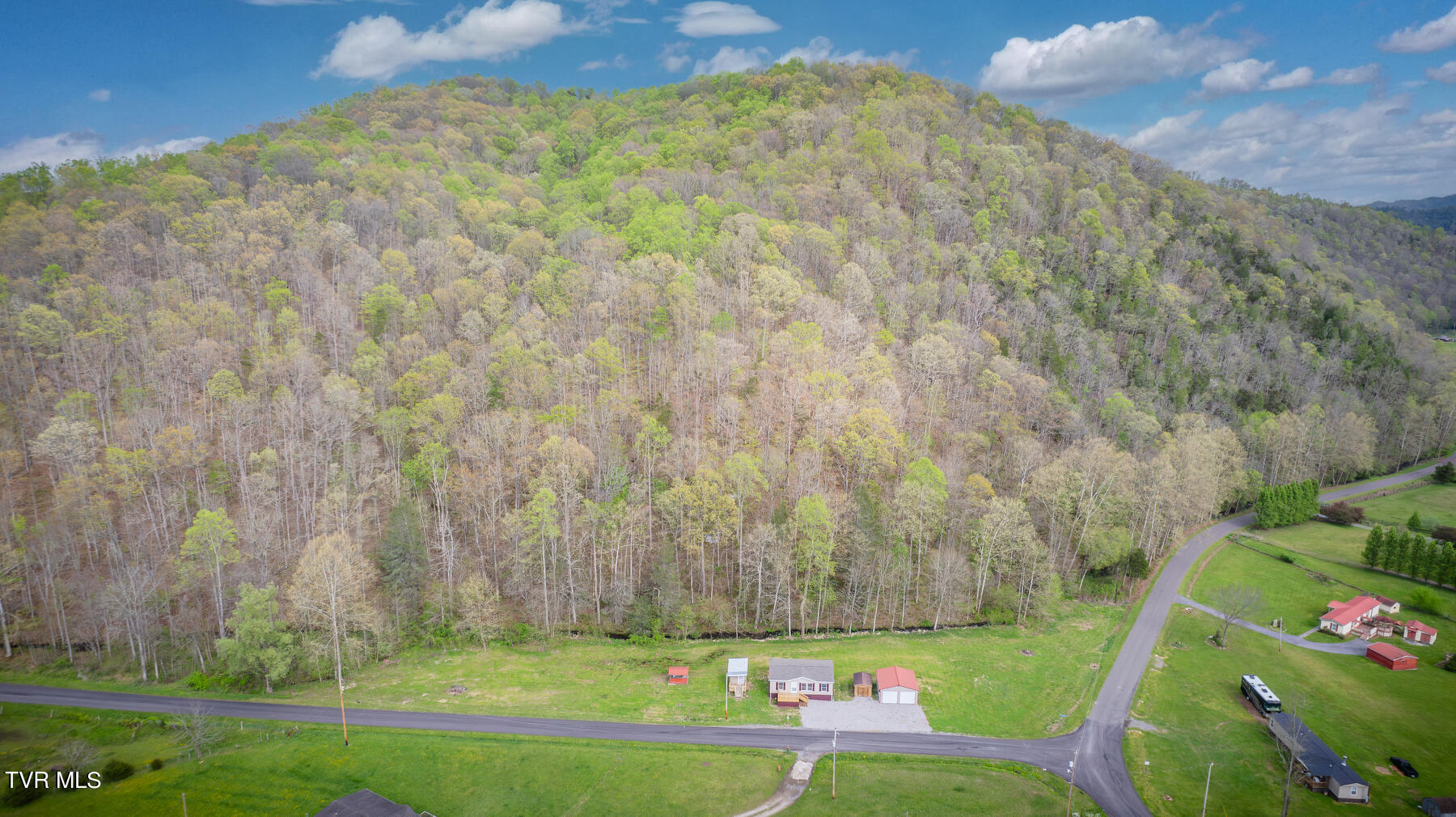 14227 Hunters Valley W Road Duffield, VA 24244 - Photo 38 of 40 103