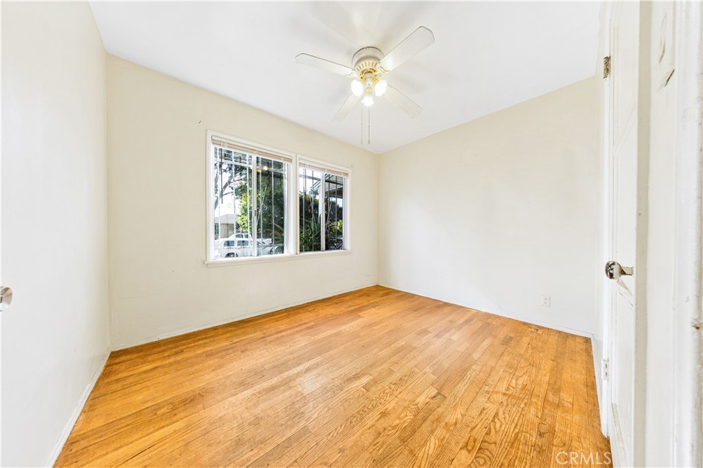 3729 Easy Long Beach, CA 90810 - Photo 26 of 37