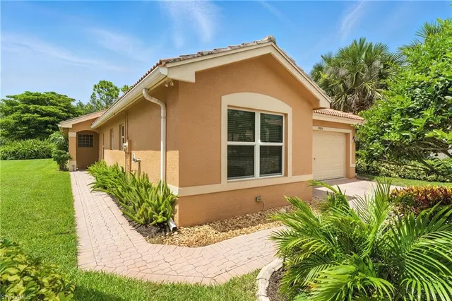 $6,000 | 2085 Painted Palm Drive, Naples, FL 34119