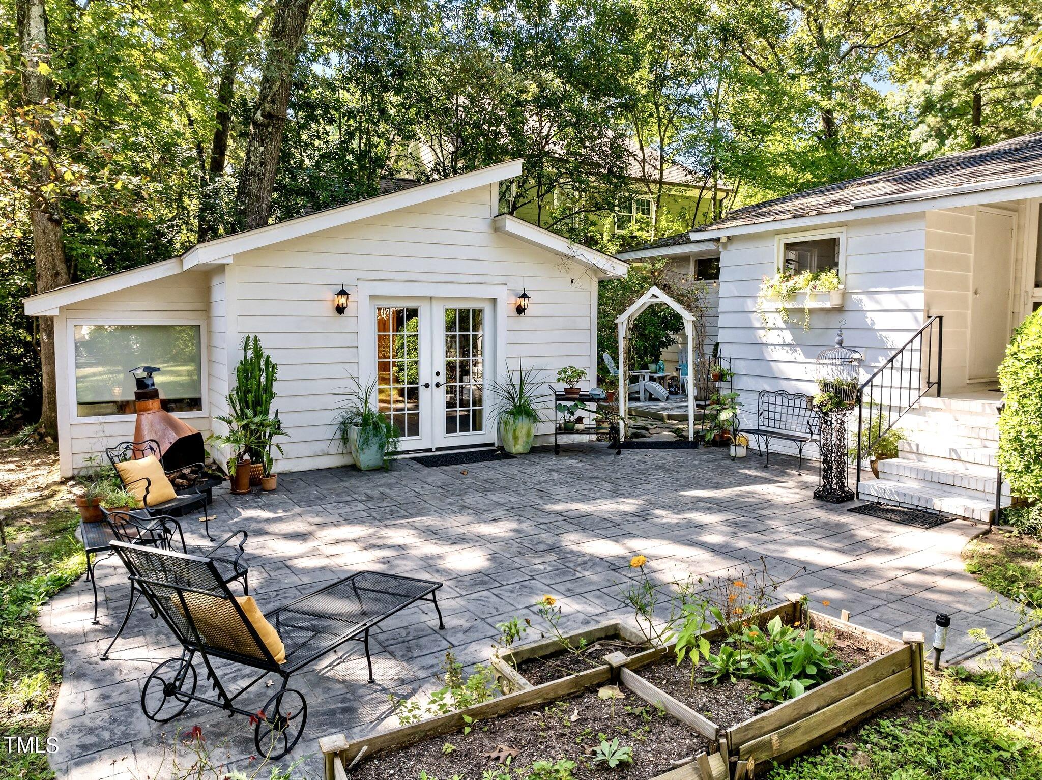 1510 Ridge Road Raleigh, NC 27607 - Photo 9 of 55 43-web-or-mls-DJI_0537