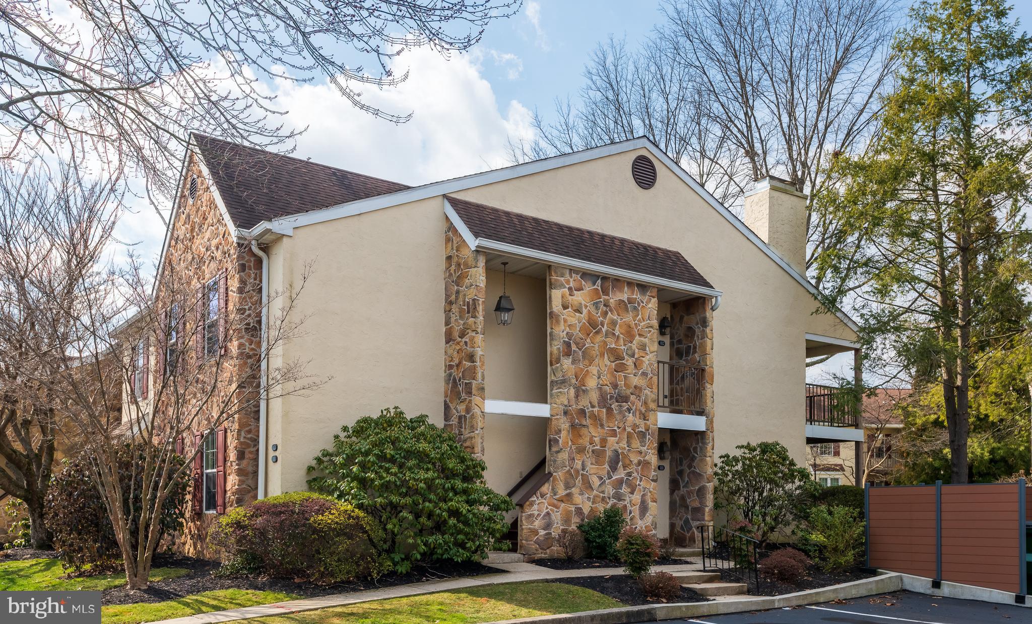 112 Valley Stream Circle Chesterbrook, PA 19087 - Photo 1 of 24 Gallery Image 1