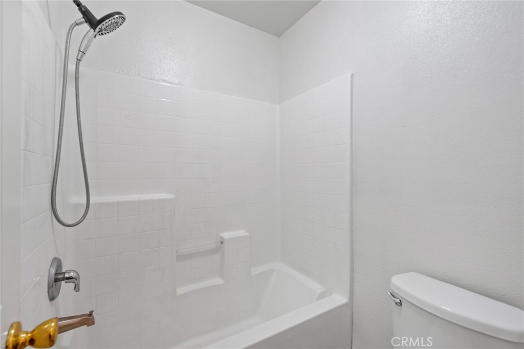 13372 Tutelo Road Apple Valley, CA 92308 - Photo 47 of 53