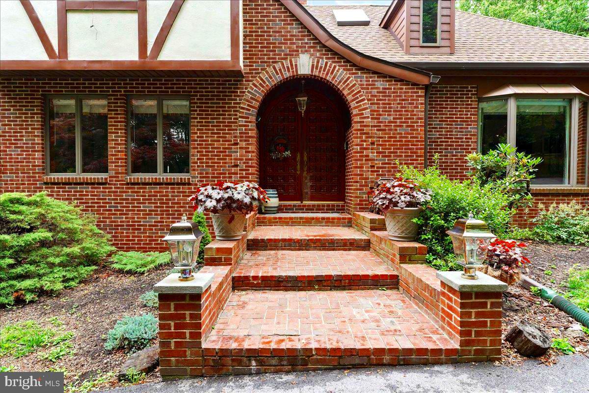 1923 Marlborough Road Kennett Square, PA 19348 - Photo 2 of 57
