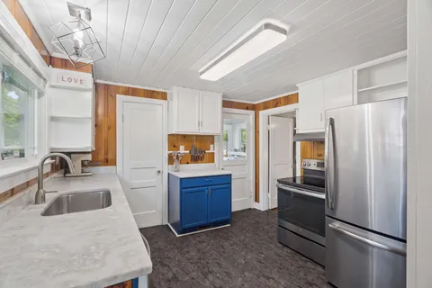 $359,000 | 300 Drake Street, Goodlettsville, TN 37072