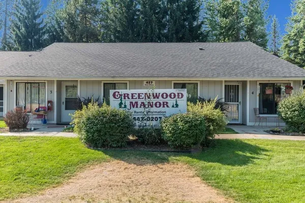 $825 | 427 West Willow Street, Newport, WA 99156