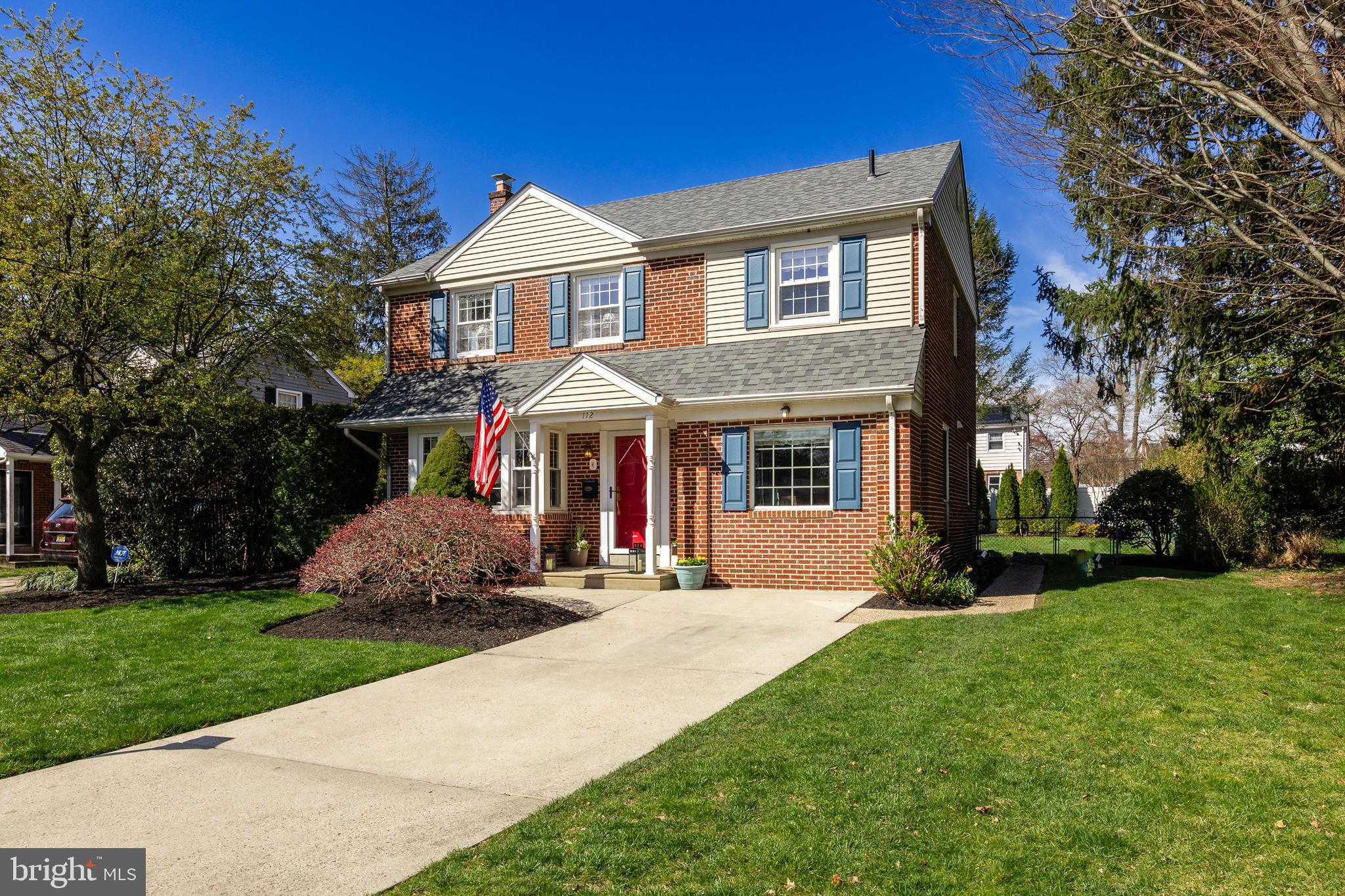 112 Merion Road Cherry Hill, NJ 08002 - Photo 3 of 41 2 CAR DRIVEWAY