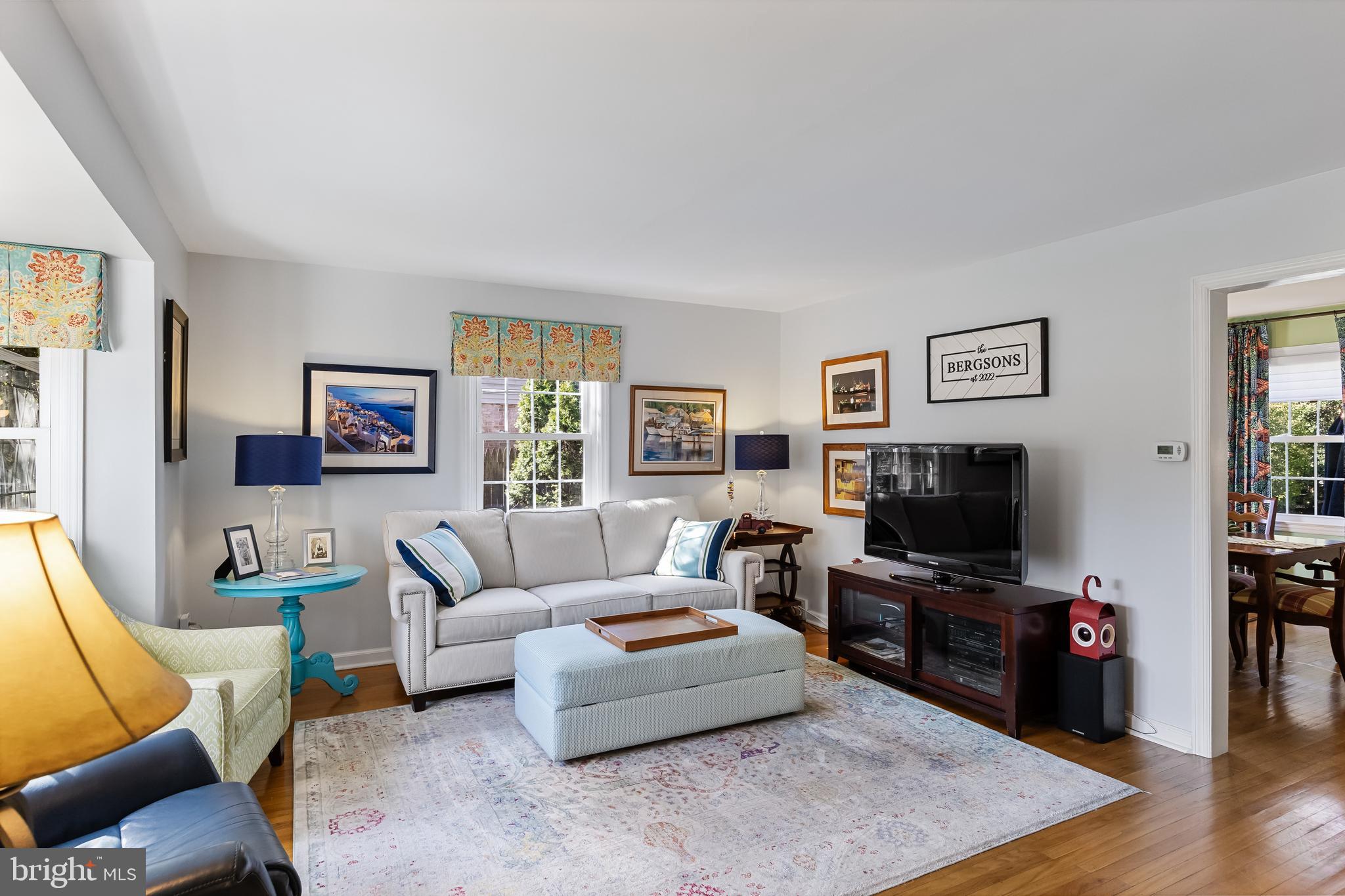 112 Merion Road Cherry Hill, NJ 08002 - Photo 5 of 41 LIVING ROOM