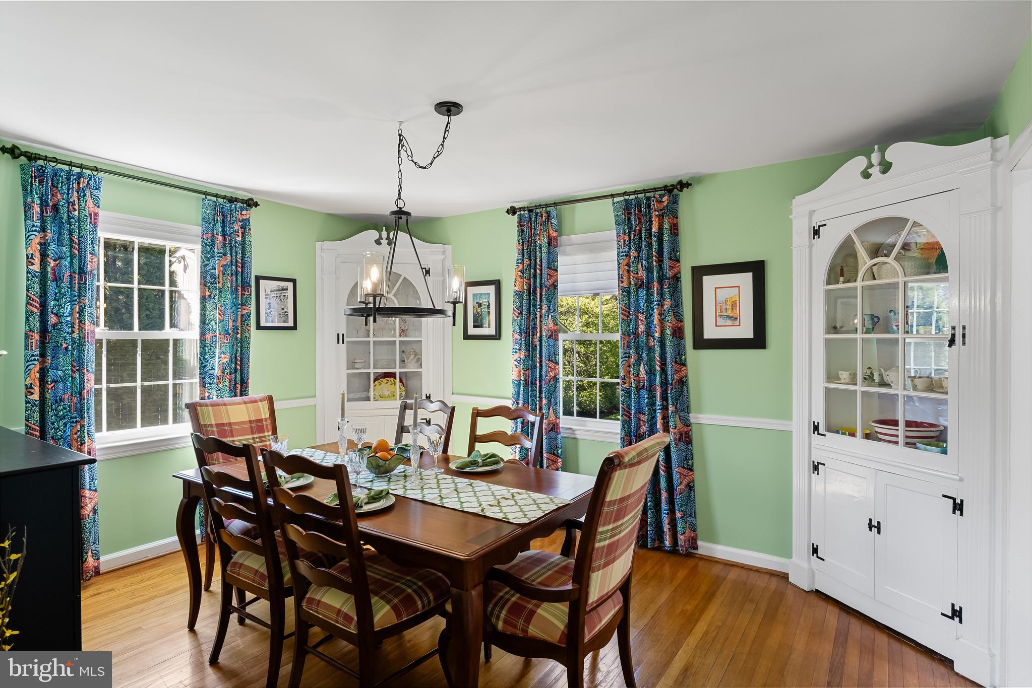 112 Merion Road Cherry Hill, NJ 08002 - Photo 9 of 41 DINING ROOM W/ BUILT IN'S