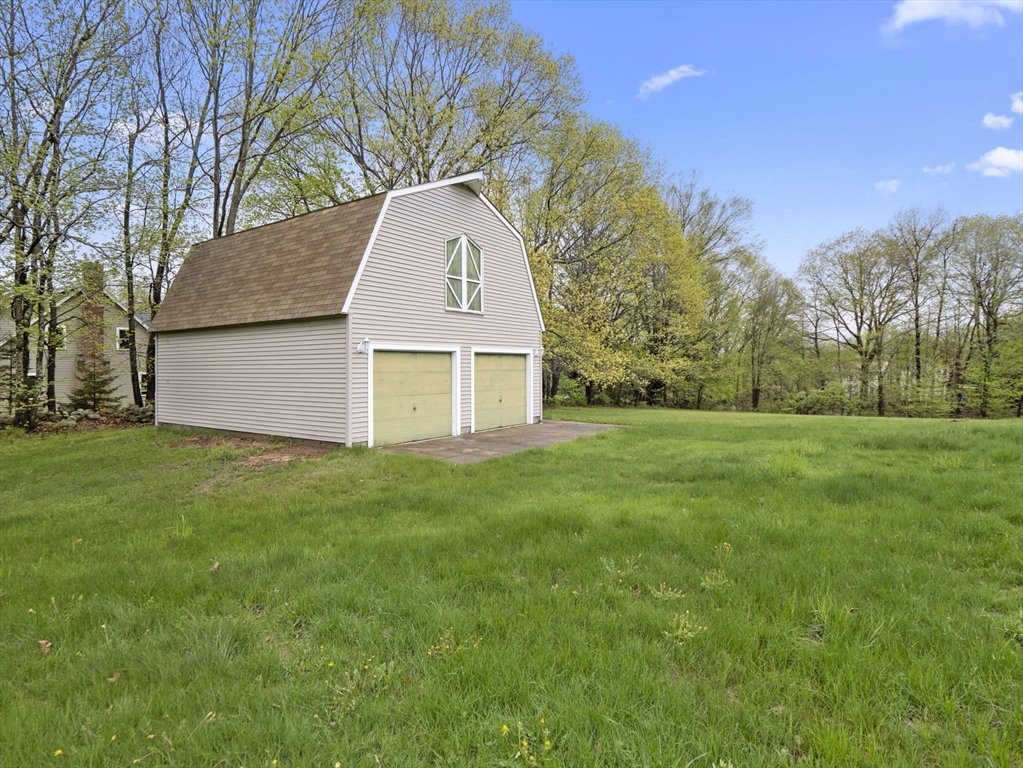 723 S Road Templeton, MA 01468 - Photo 3 of 42