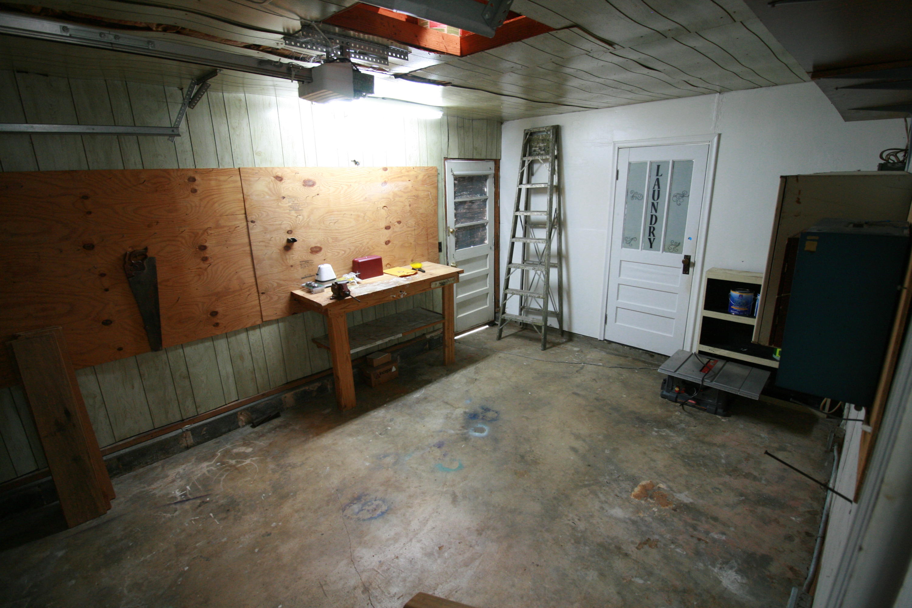 832 Julian Road Chattanooga, TN 37421 - Photo 19 of 19 Garage