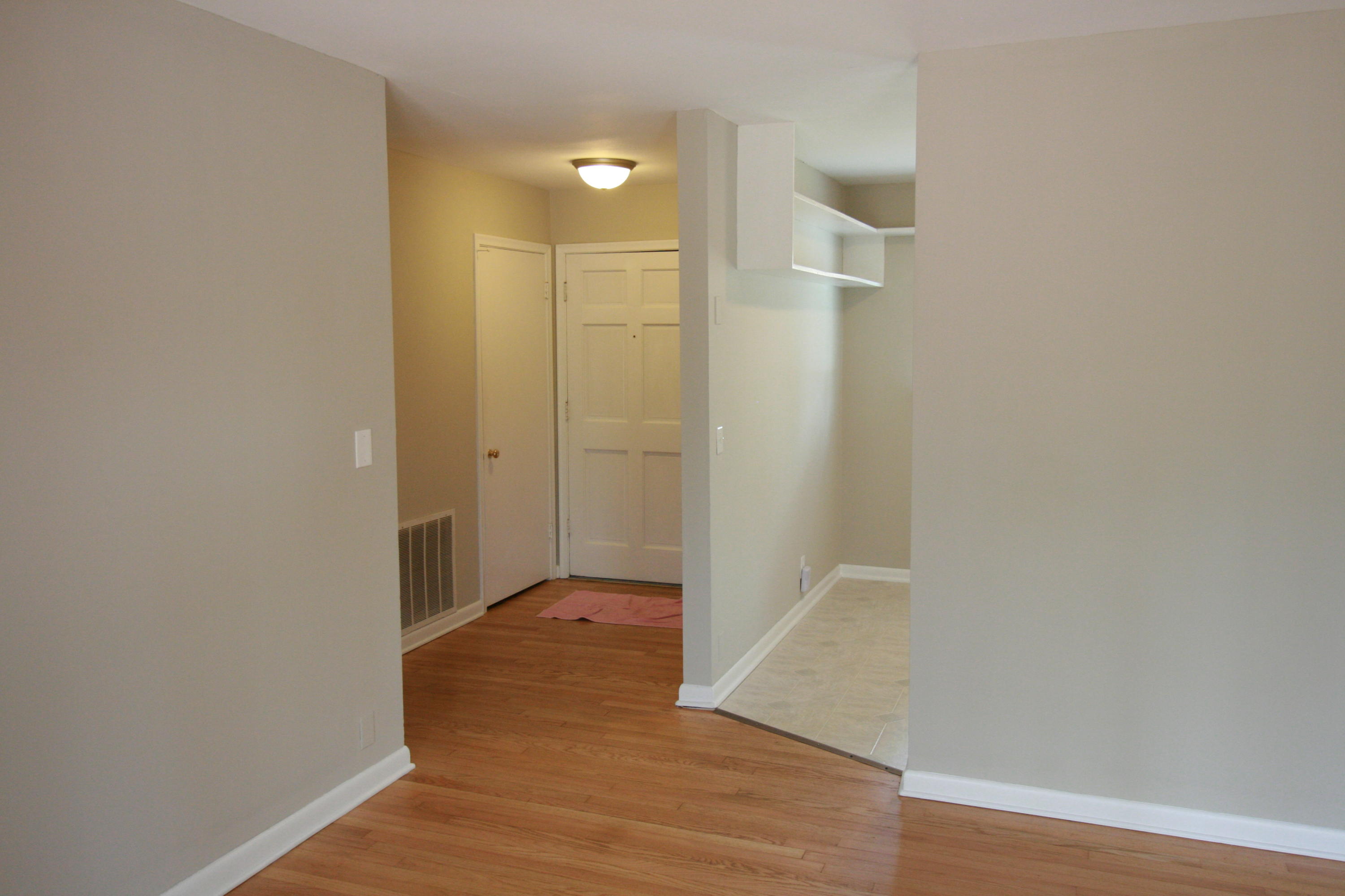 832 Julian Road Chattanooga, TN 37421 - Photo 5 of 19 Foyer